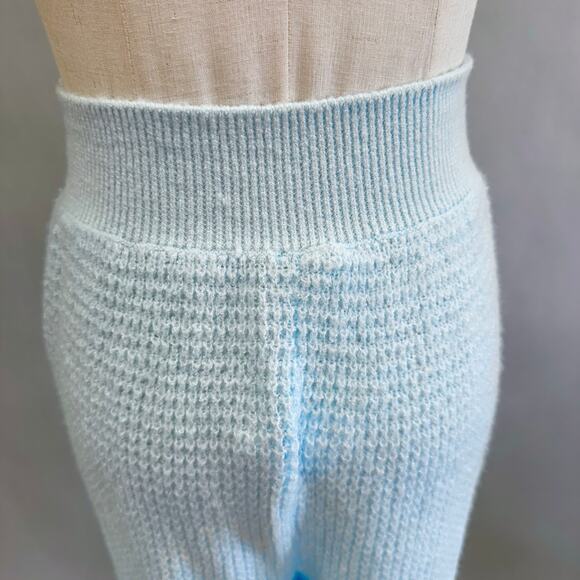 Free People COZY thermal jogger in neon sky-blue Size small new with tags - Picture 11 of 13